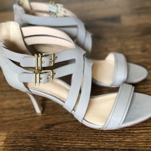 Pour La Victorie Grey Strappy Heels